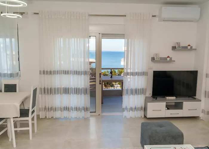Nedo Apartament's * Sarandë